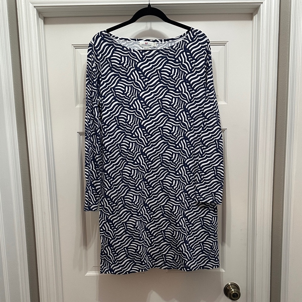 Vineyard Vines Blue and White Long Sleeve Dress